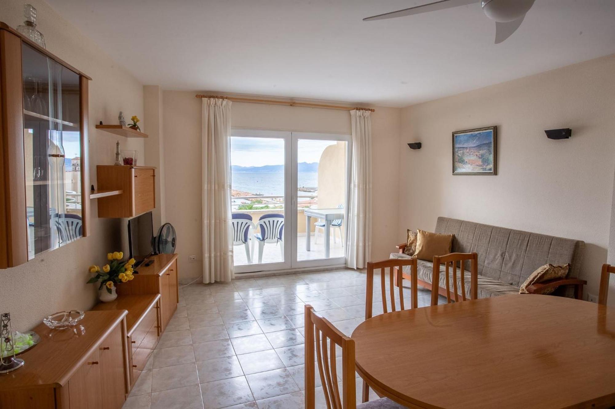 Passeig Del Mar Apartment L'Escala Exterior photo